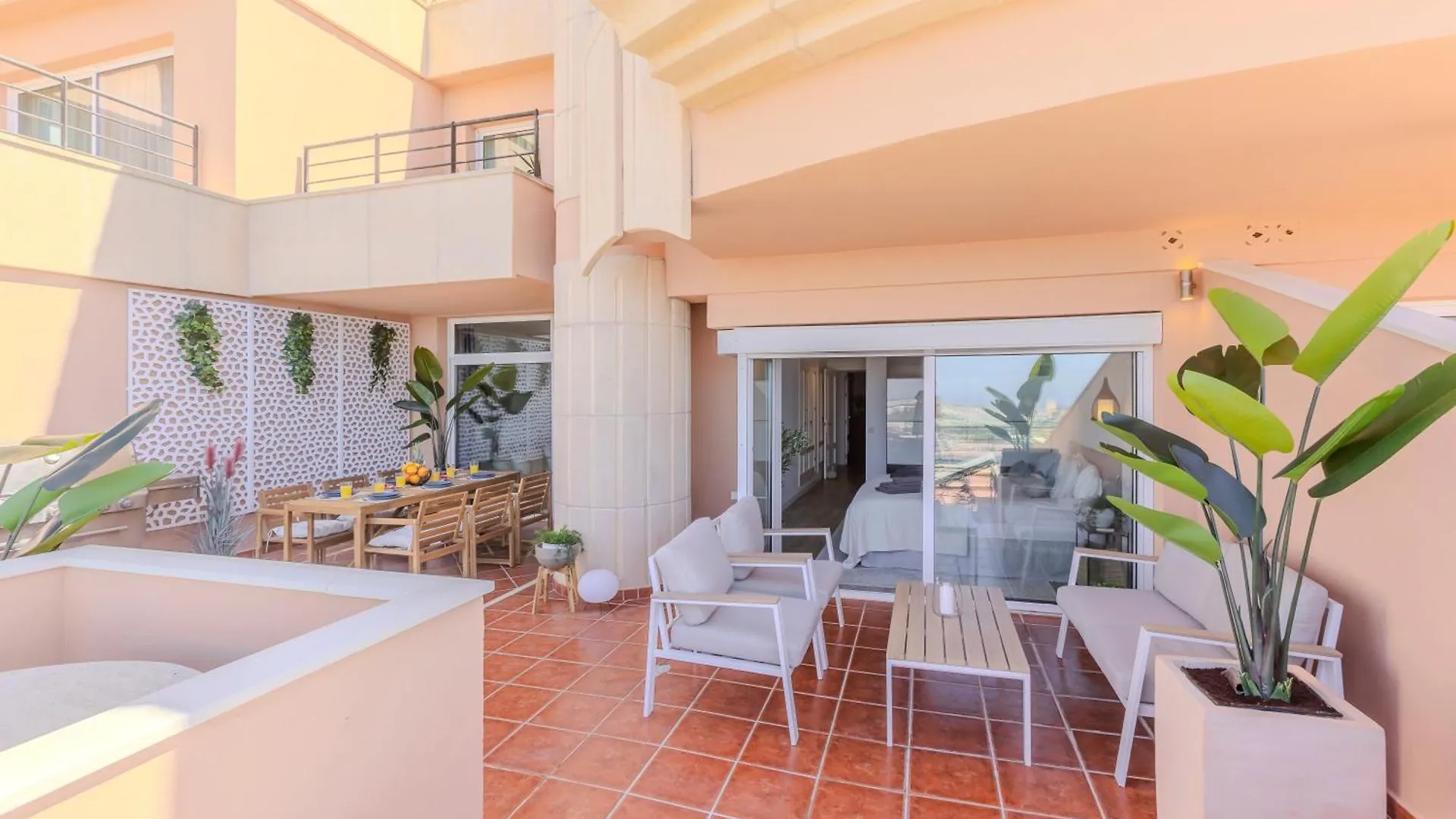 2 Bedroom Amazing Views Golf And Pool Marbella