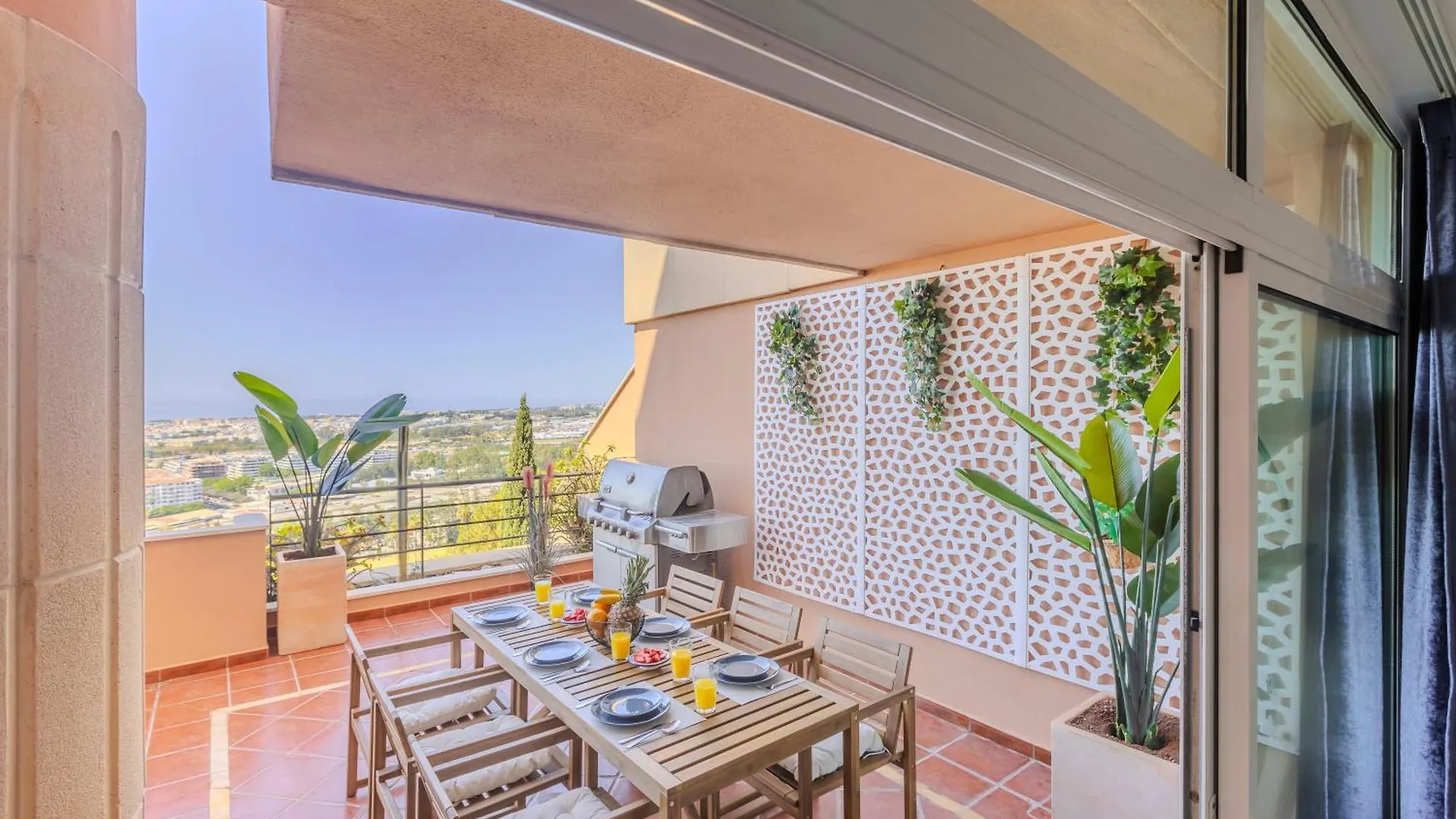 2 Bedroom Amazing Views Golf And Pool Marbella 0*,
